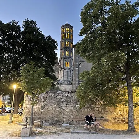 Le Cherche Midi - Appartement centre historique d'Uzès Extérieur photo