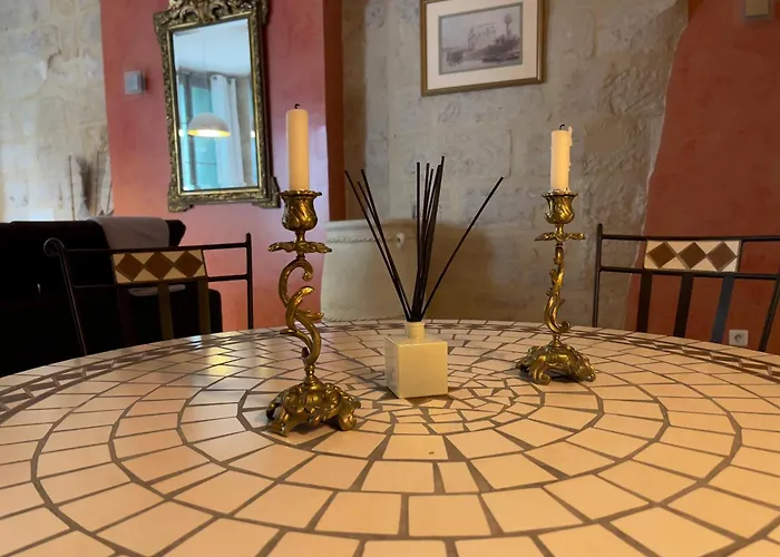 Le Cherche Midi - Appartement centre historique d\'Uzès